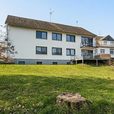 Mit Balkon Und Schoenem Moselblick By Interhome